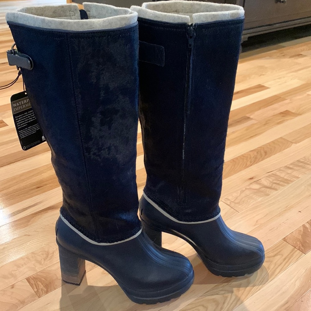 Sorel, medina IV PREMIUM, heeled, navy,size 8, calf hair shaft, rubber foot